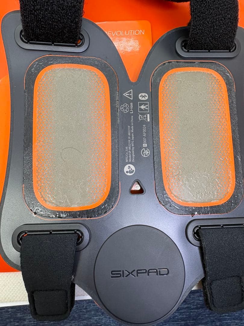 【超美品】SIXPAD アームベルト 左右セットArm Belt