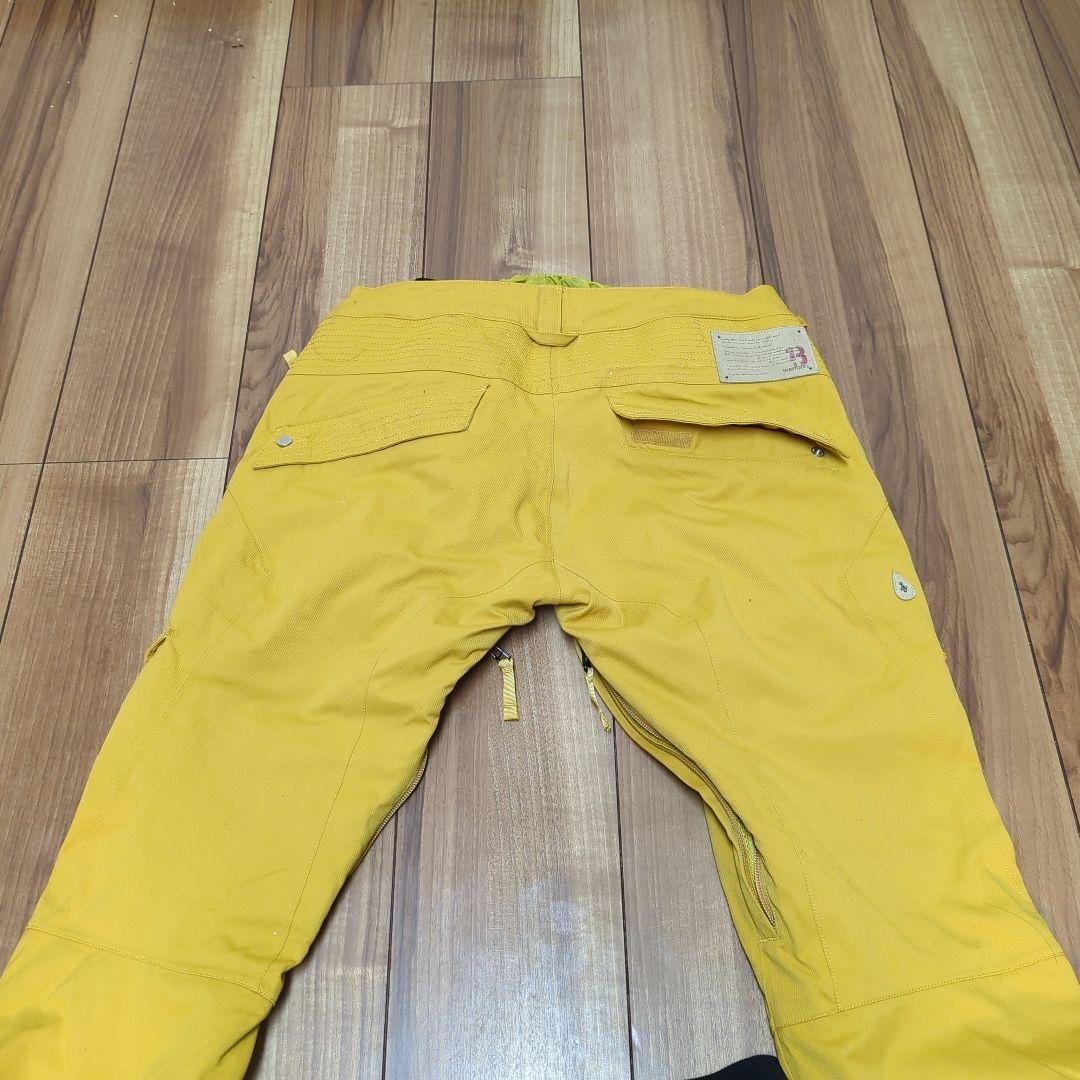 BURTON　美品　スノボードウエア　スキーウエア　L　上下セット