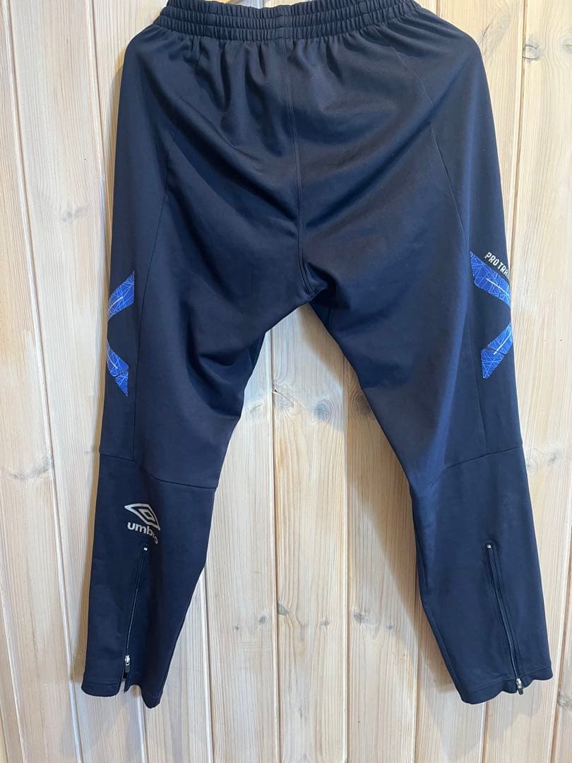FC東京 トレーニングウェア アンブロ UMBRO セットアップ