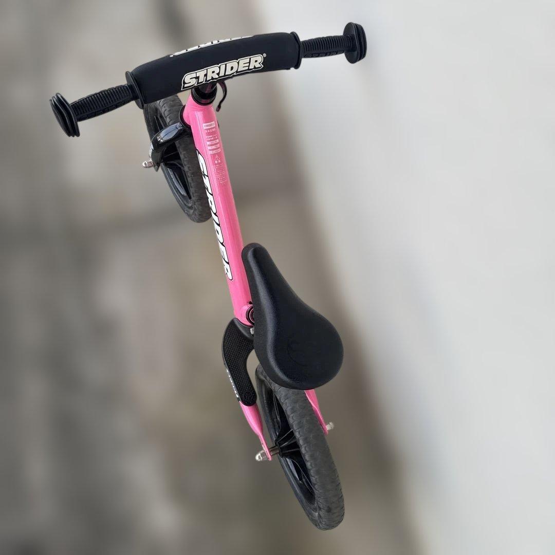 STRIDER ストライダー　スポーツモデル　12インチ　ピンク