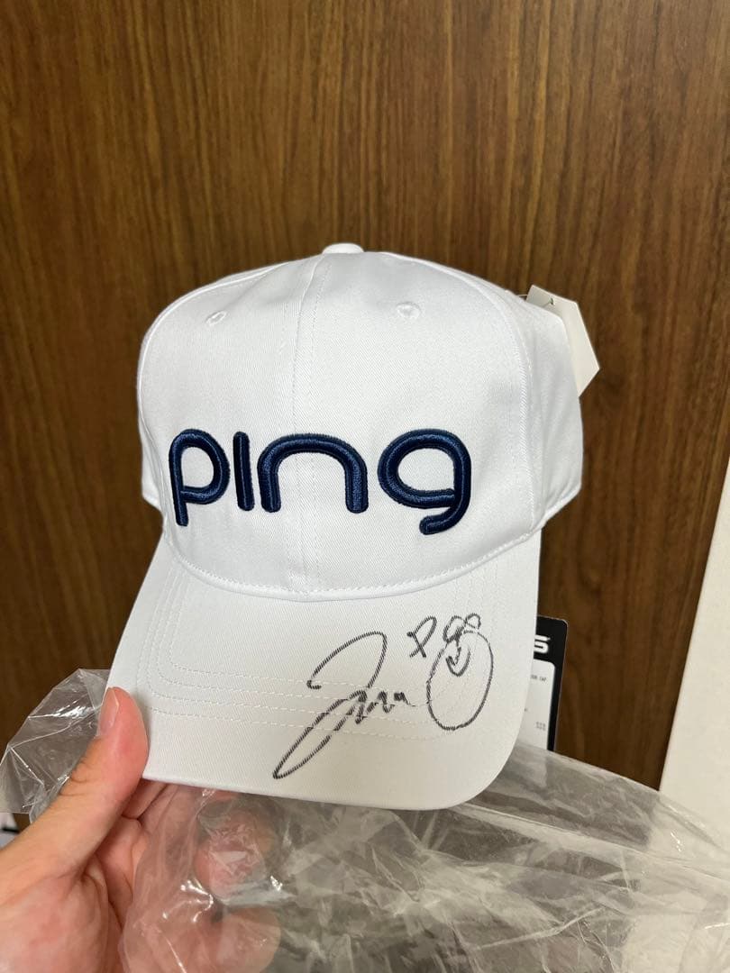 ping  大出瑞月プロ　サイン入りキャップ