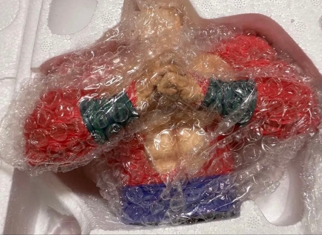 ドラゴンボール　孫悟空　スーパーサイヤ人4 足に塗装飛び有り　新品未使用品