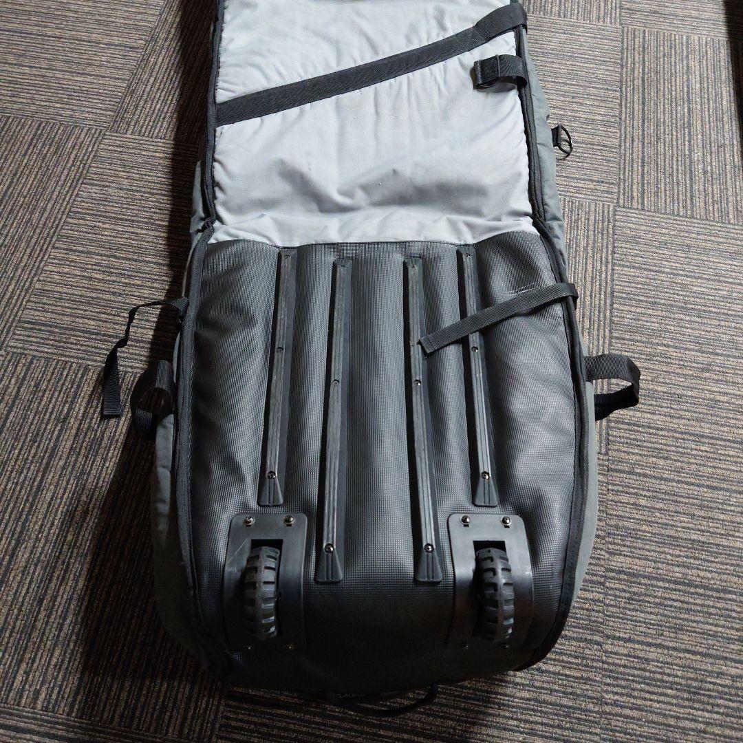 DAKINE サーフボード ウィール付 トリップ ケース 10'