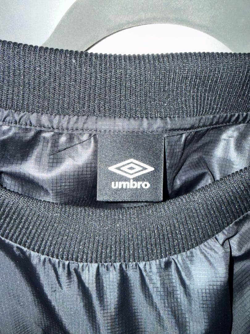 umbro ブラック ピステ上下