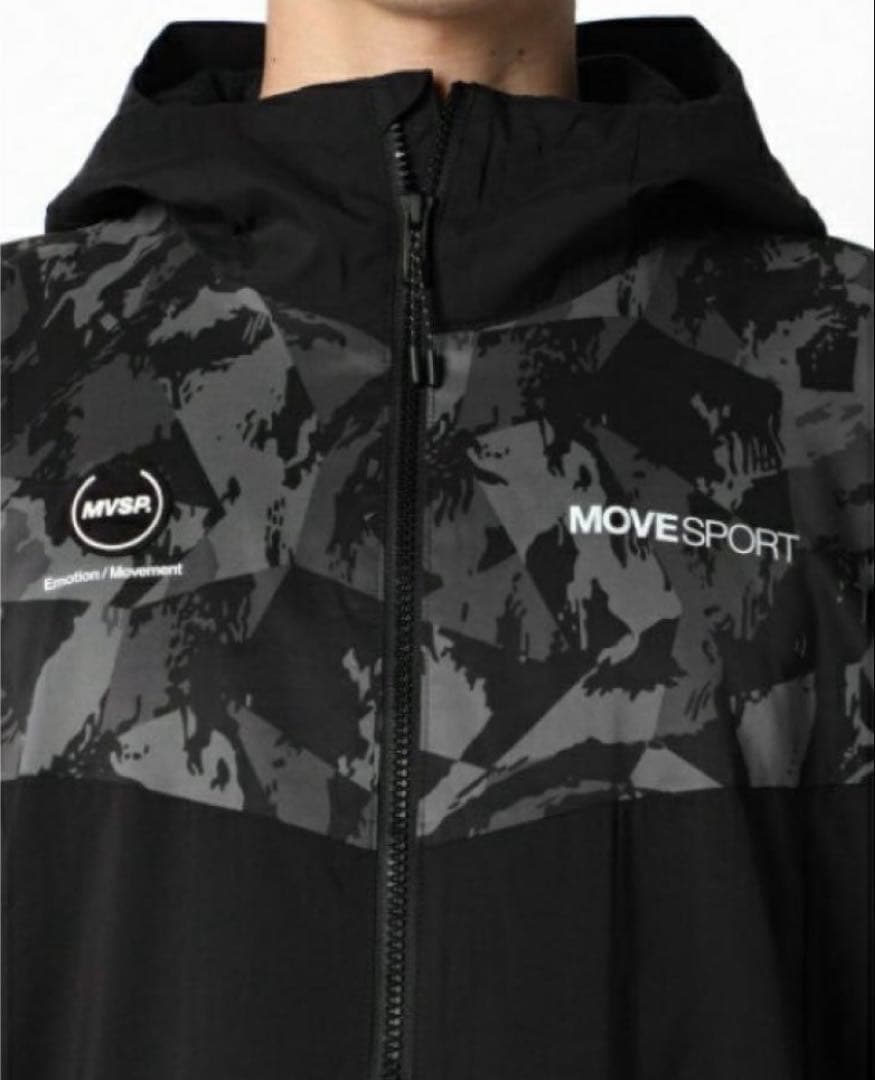 【春物】デサント MOVE SPORT 総柄フード　ウィンドブレーカー　新品