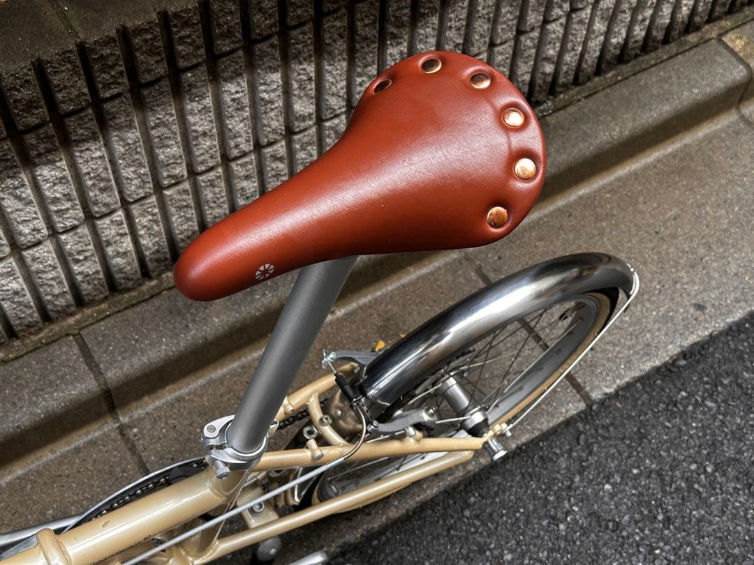 DAHON BOARDWALK D7 シルキーベージュ