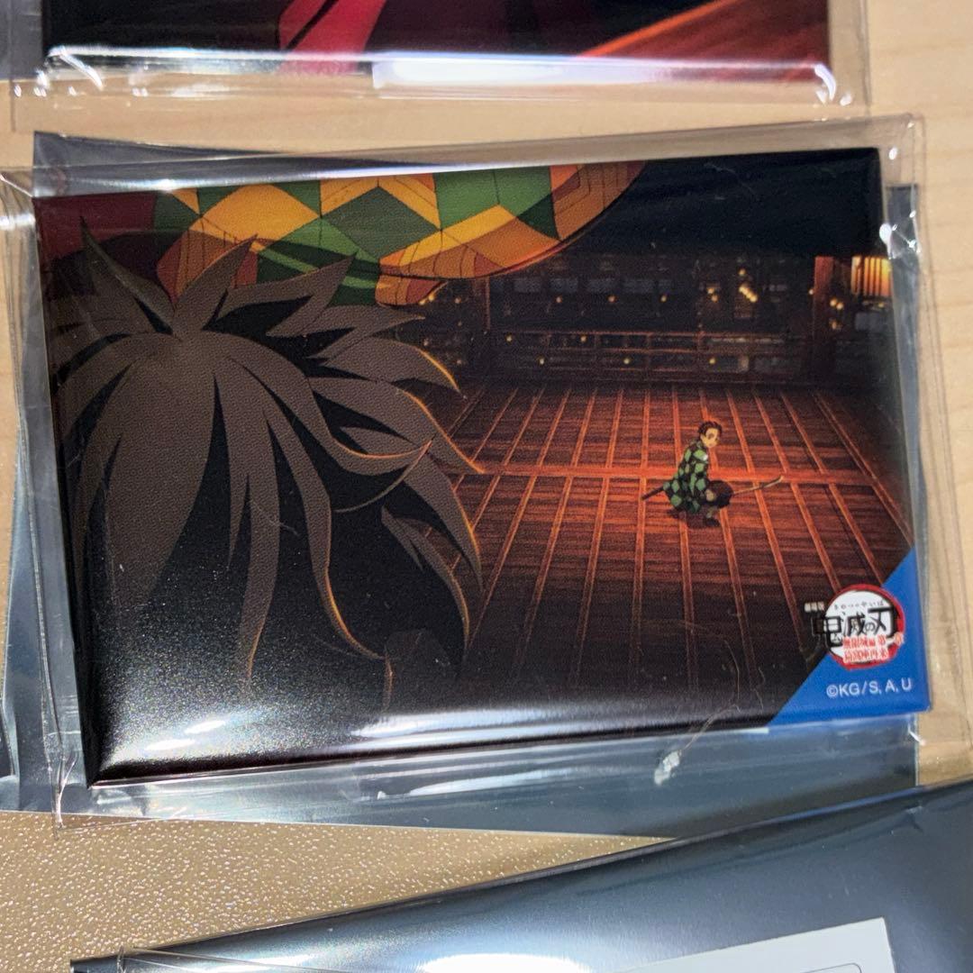 冨岡義勇 全方位コレクション缶バッジ ×7