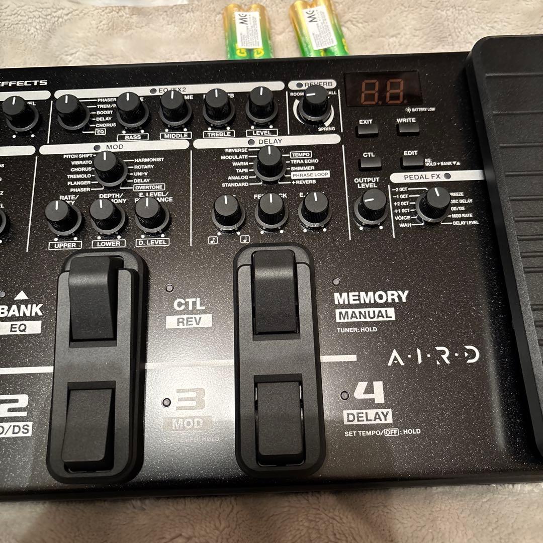 【極美品】 BOSS ME-90 ギター用マルチエフェクター