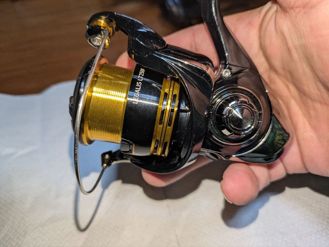 ダイワ　DAIWA　23 レガリス LT2500S-XH　本体のみ