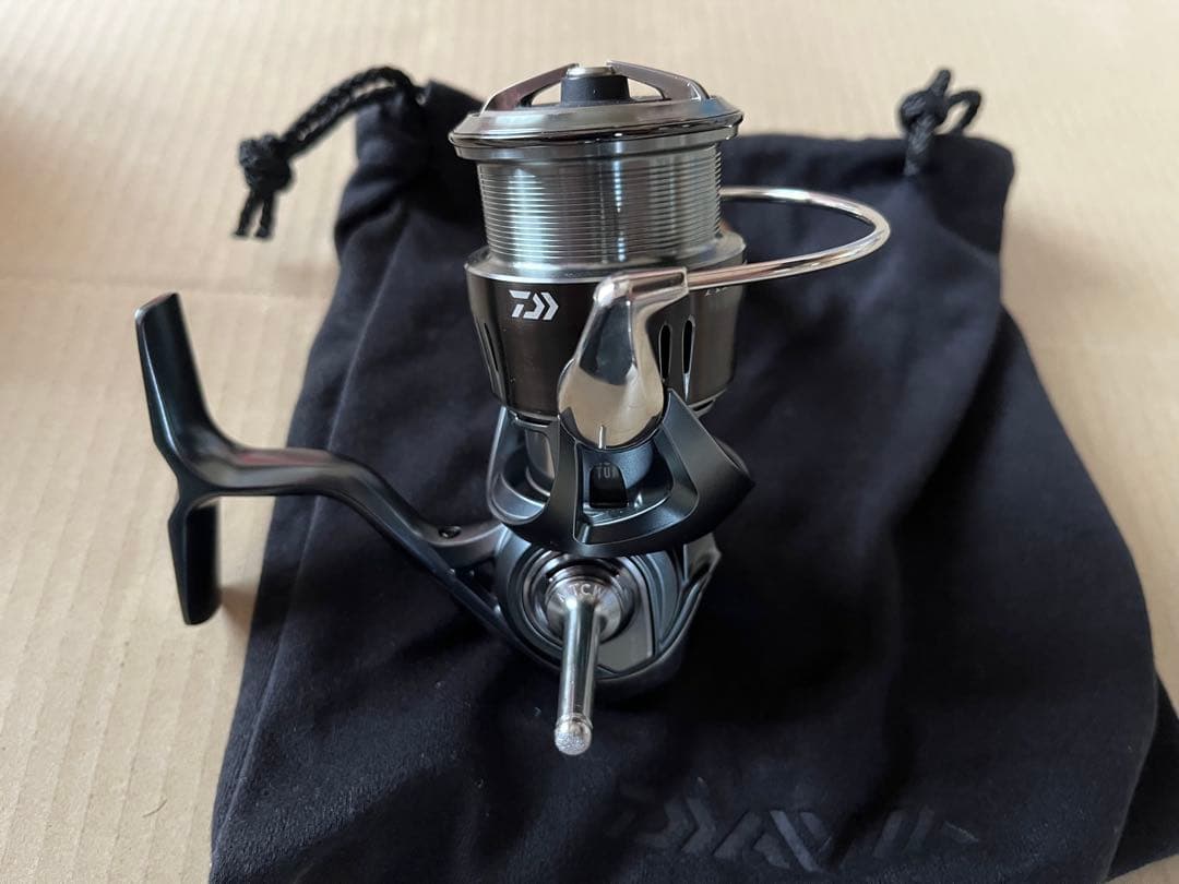 DAIWA エアリティST LT2500S-XH-QD