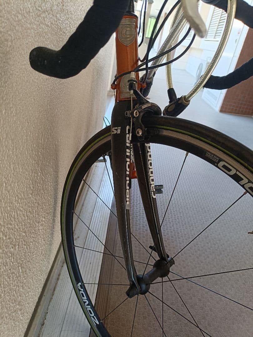 レア！Cannondale オレンジ ロードバイク