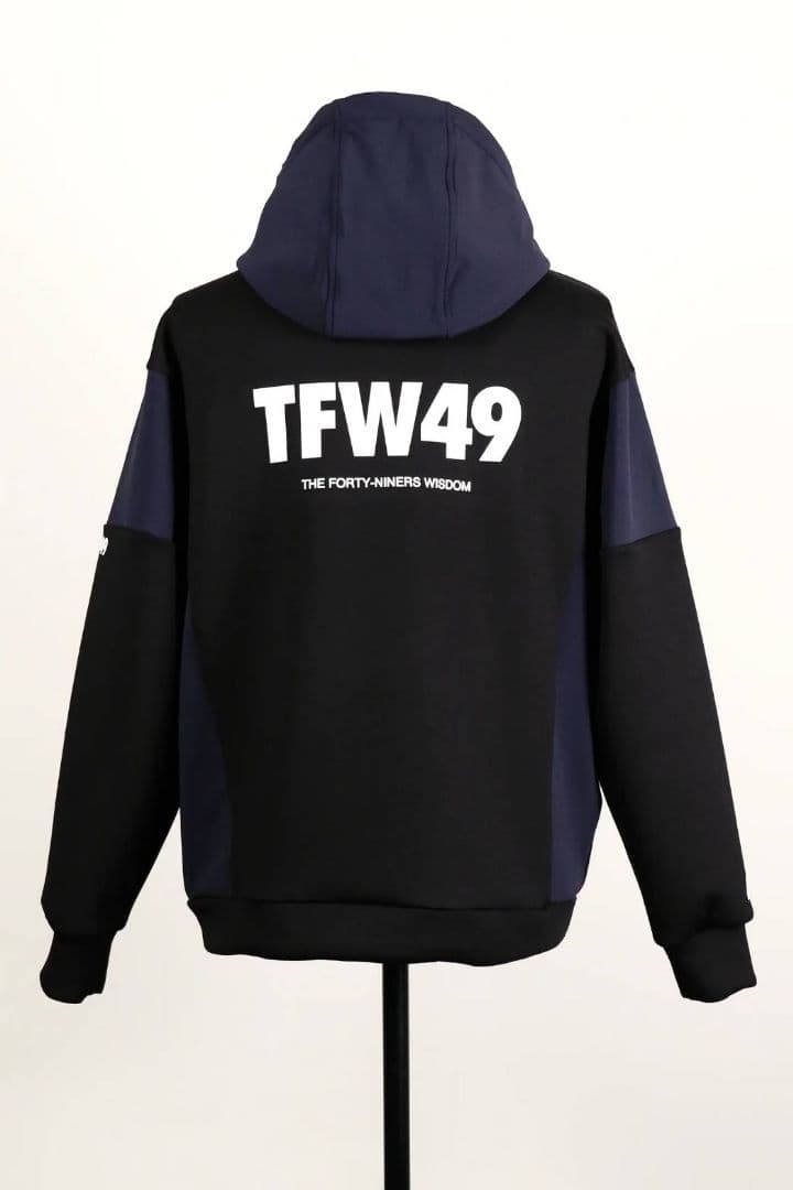 メンズウェア TFW49 CARDBOARD MATERIAL HALF ZIP HOODIE