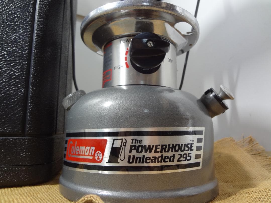 Coleman Powerhouse Unleaded 295 ランタン