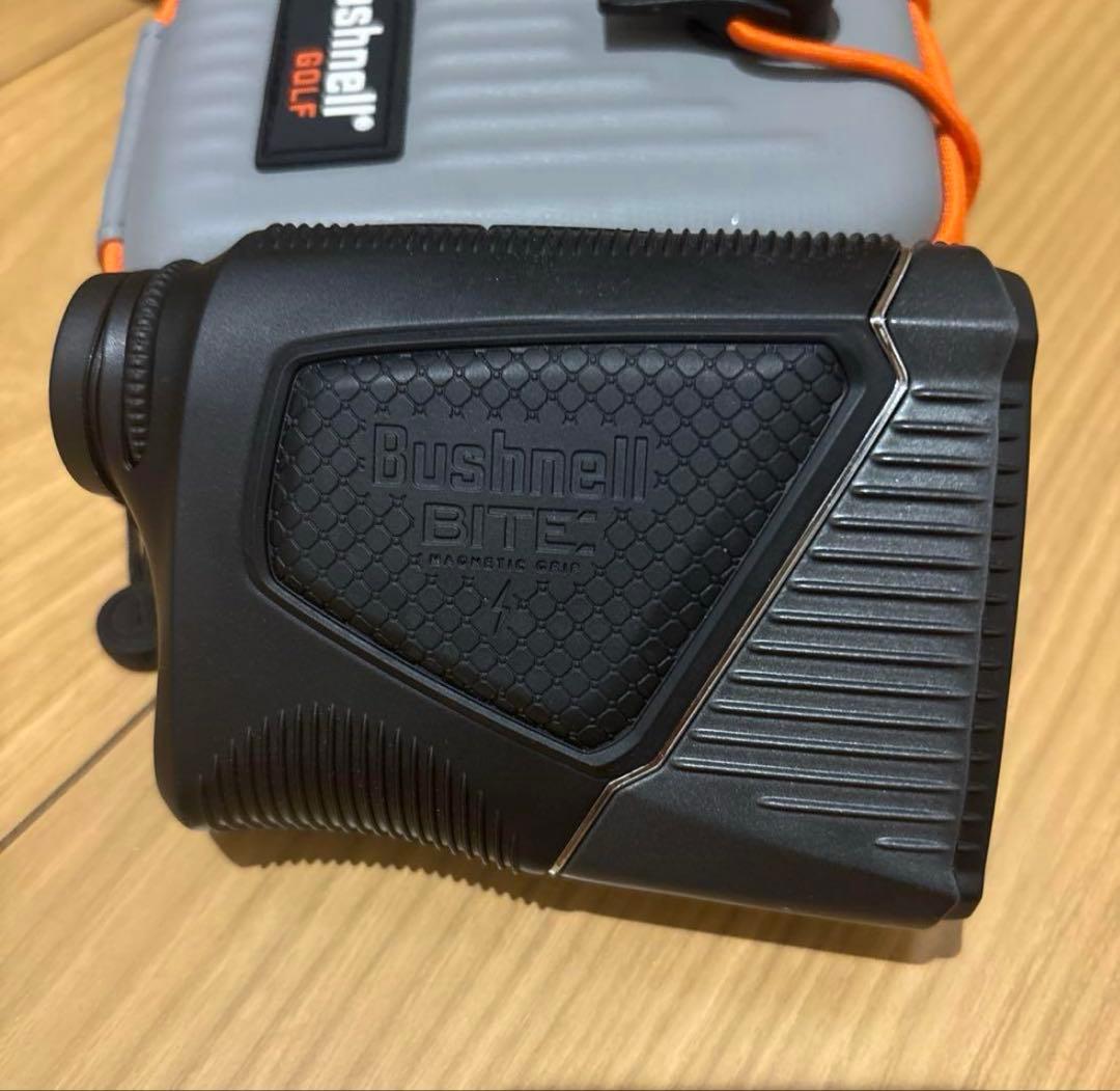 ブッシュネル　ピンシーカープロXEジョルト