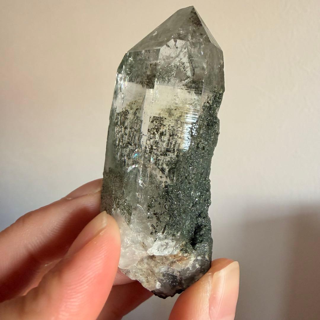 希少【クローライト】パキスタン スカルドゥ産 ヒマラヤ水晶 80g 7×4cm