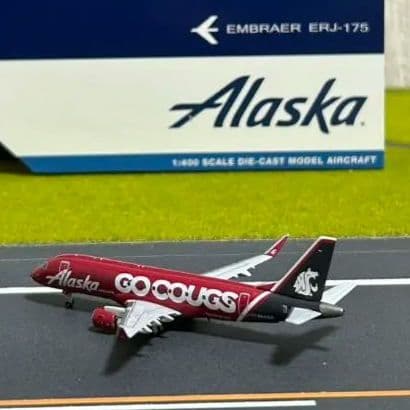 ◇アラスカ　クーガーズ　ハスキーズ　２機おまとめ　ERJ-175