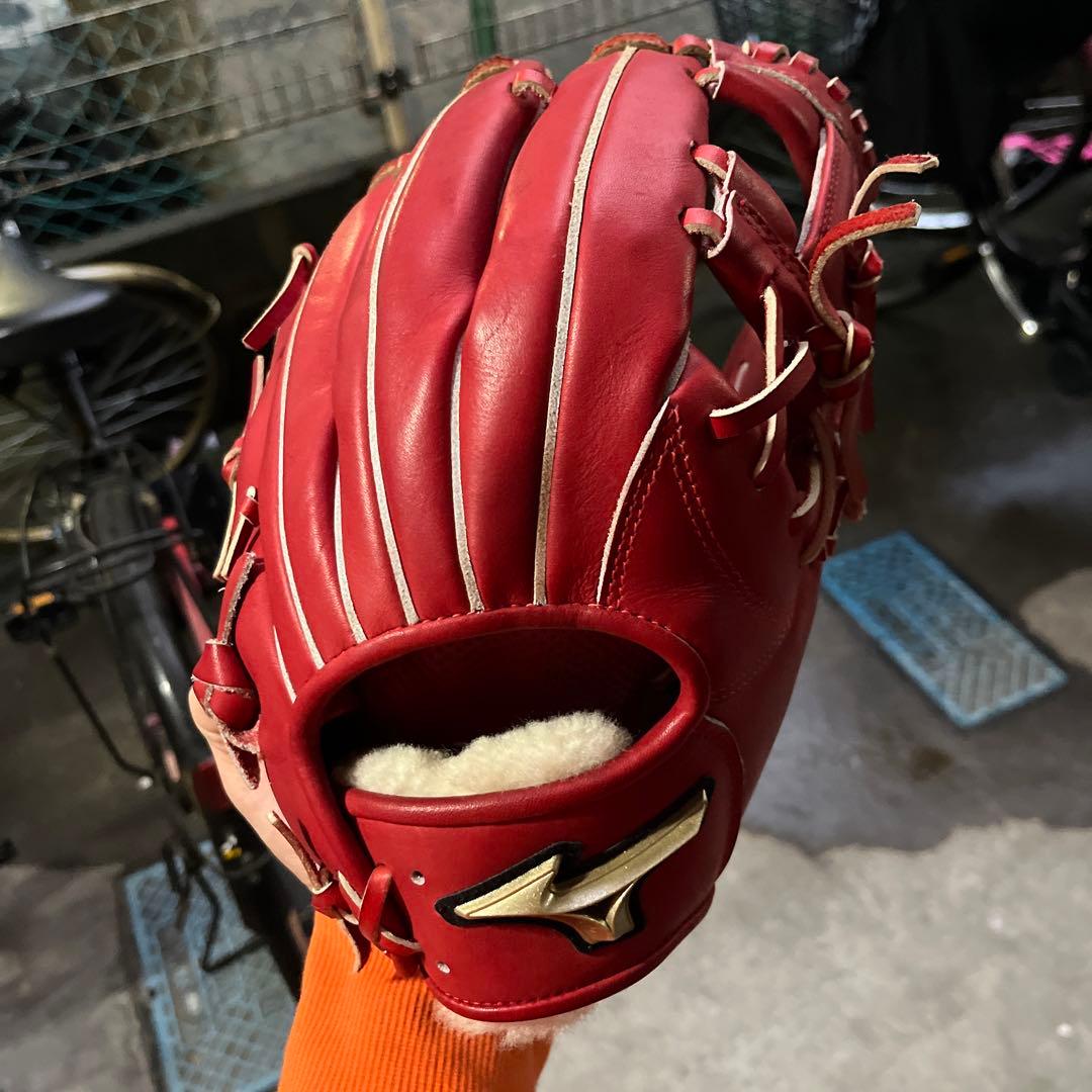 Mizuno 硬式グローブ 赤