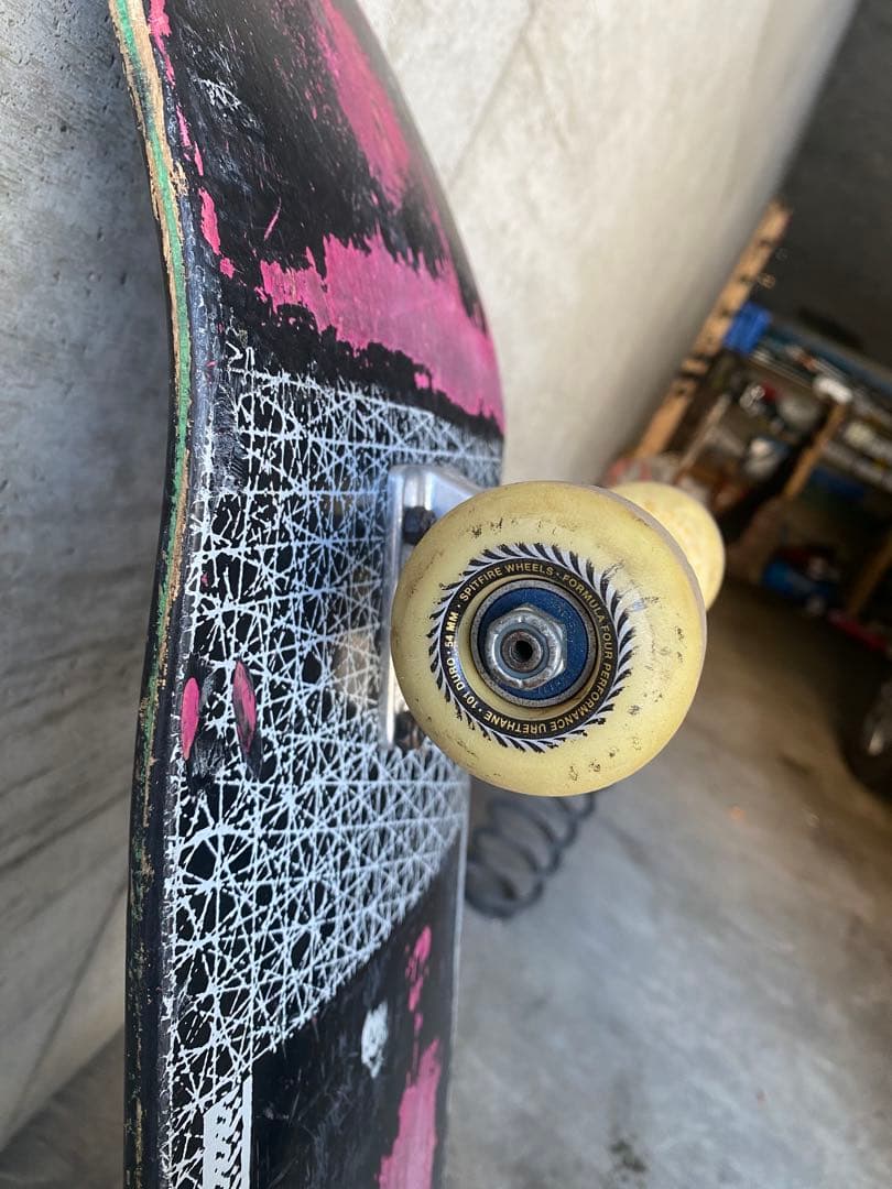 コンプリートIndependent BONES SPITFIRE