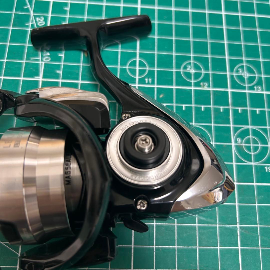 19 レグザ　LEXA　LT　2500　リール　ルアー　エギング　シーバス