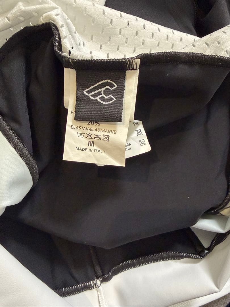 CHINELLI チネリ　ビブショーツ　未使用品