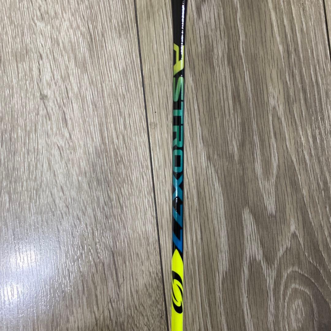 ヨネックス　ASTROX 77 バドミントンラケット