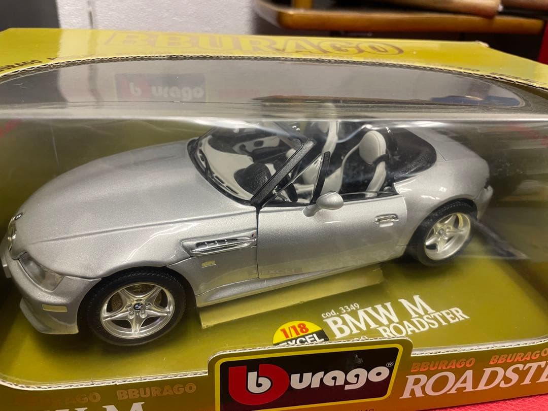 Burago   M ロードスター