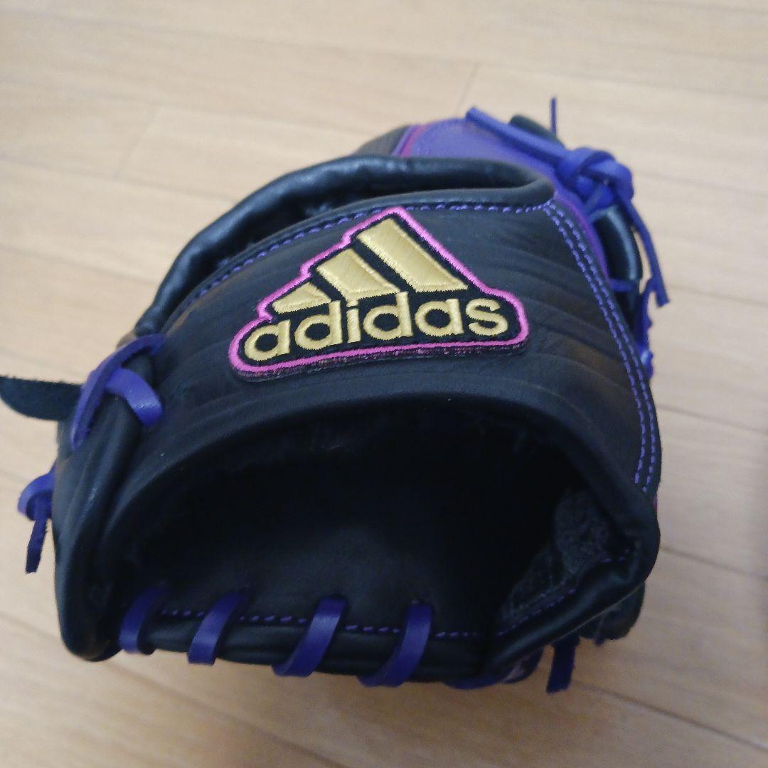 adidas 軟式グローブ 紫/黒