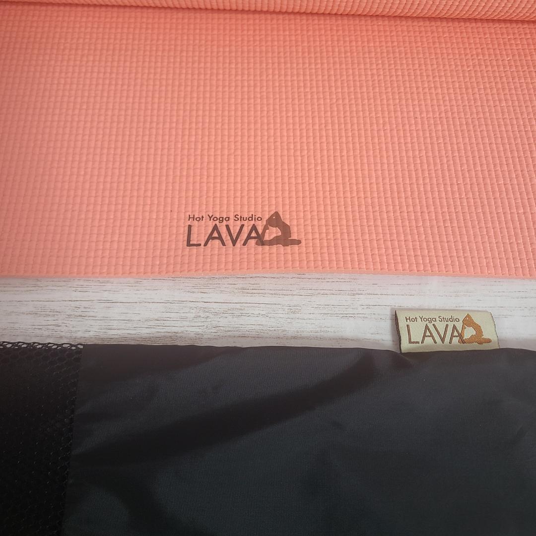 LAVA　ヨガマット　サーモンピンク　収納バッグ付き