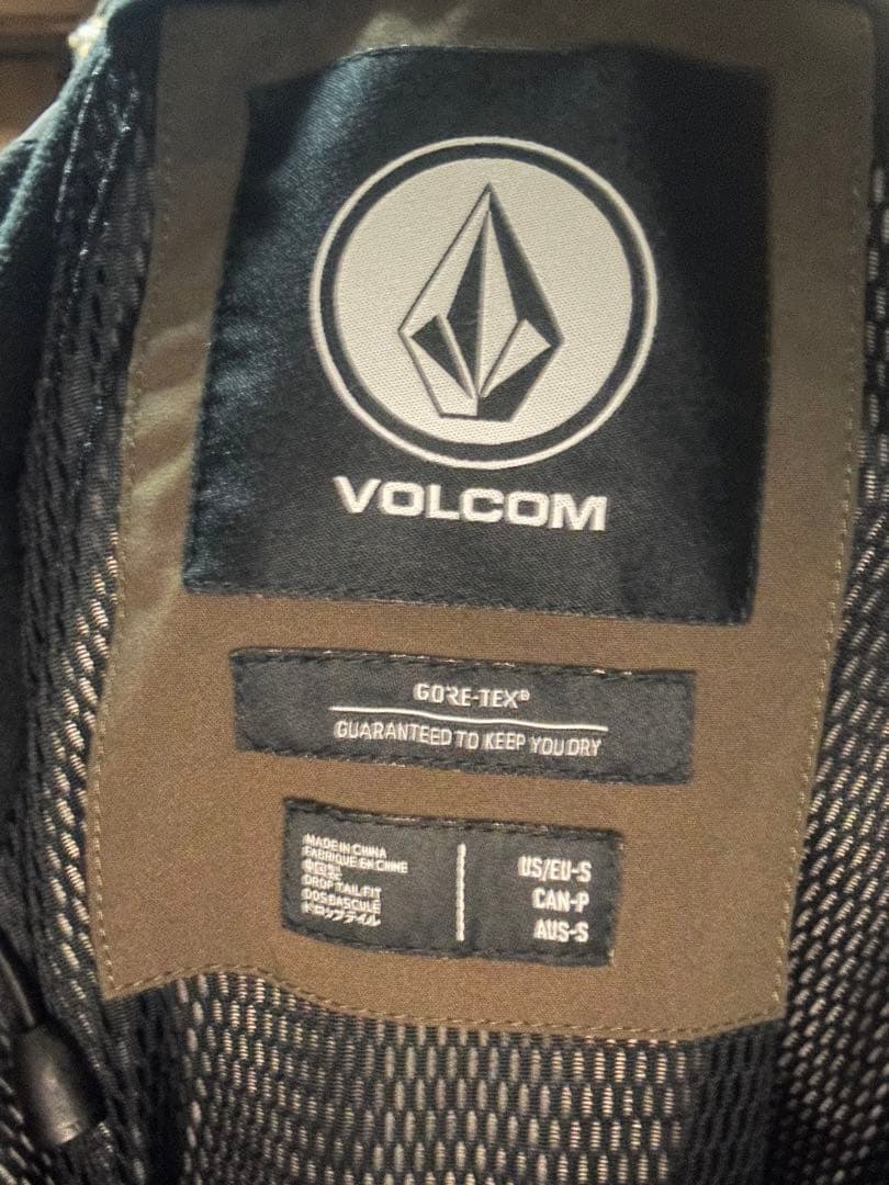 VOLCOM GORE-TEX フード付きジャケット US/EU-S