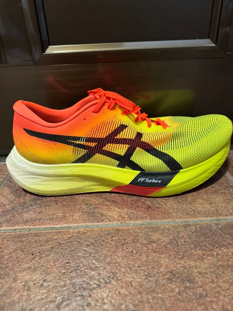 asics メタスピードスカイパリ ☆期間限定セール☆