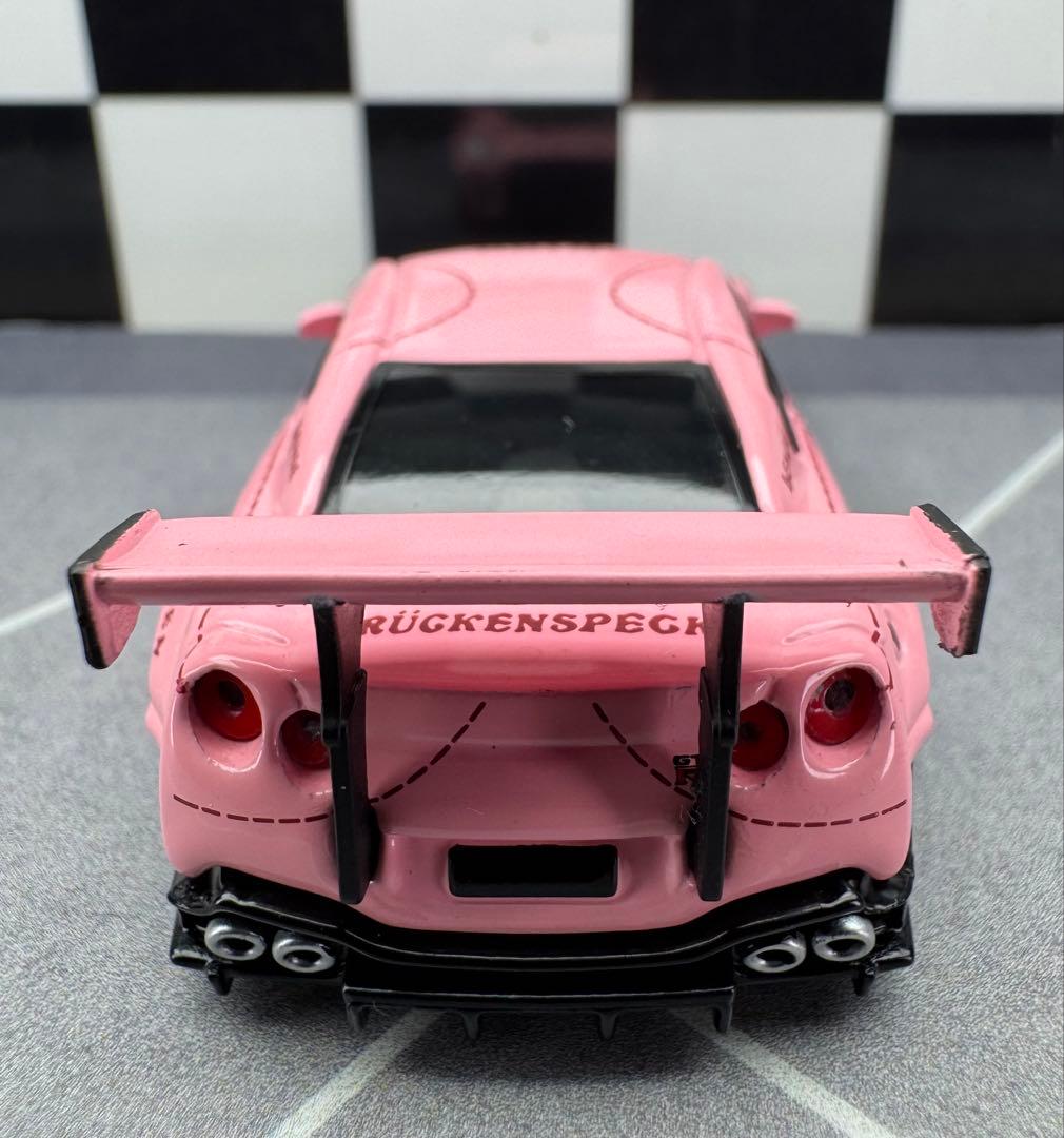 MINIGT LB★WORKS NissanGT-R R35 Pink pig