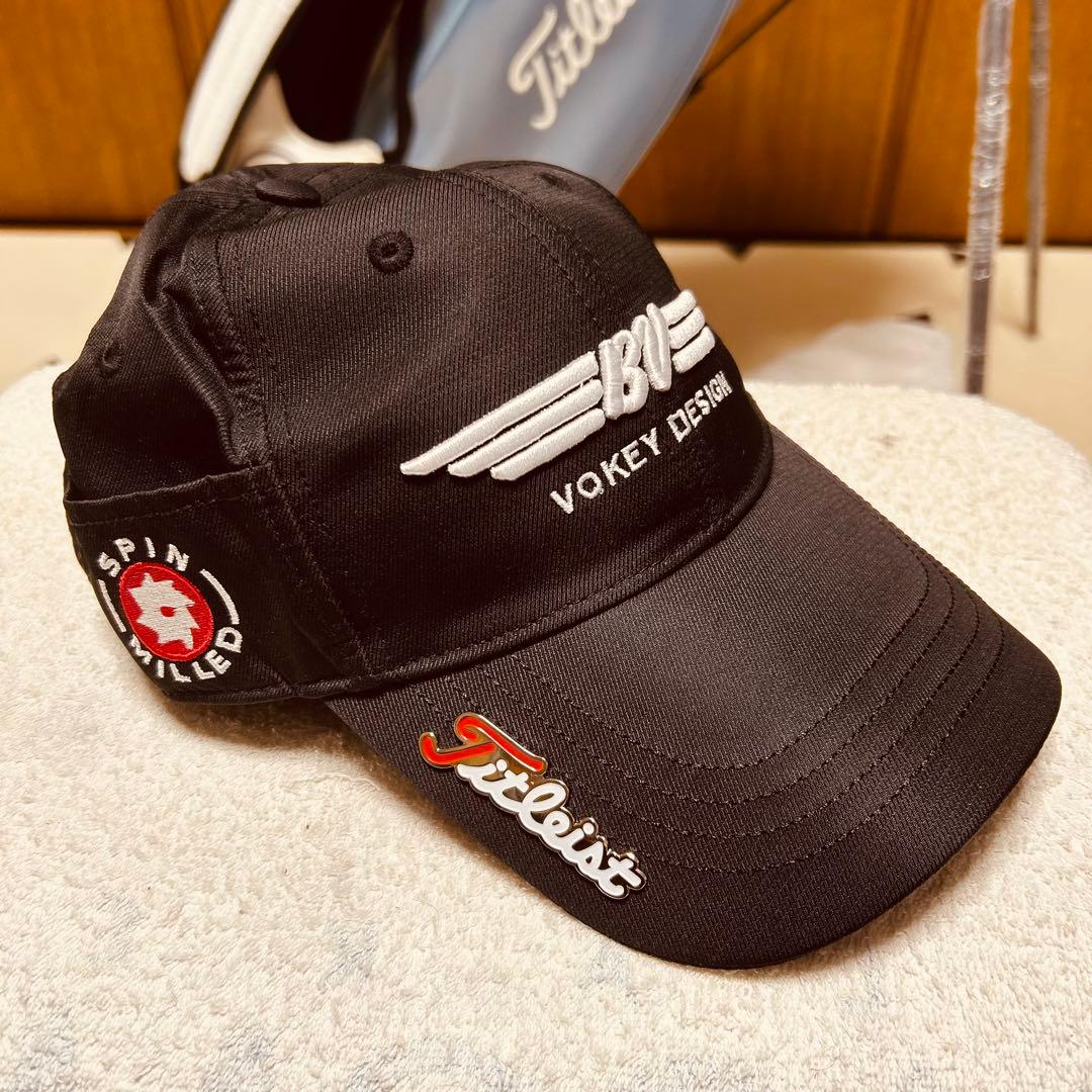 Titleist Players4 軽量キャディバッグ スタンド式 キャップ付き