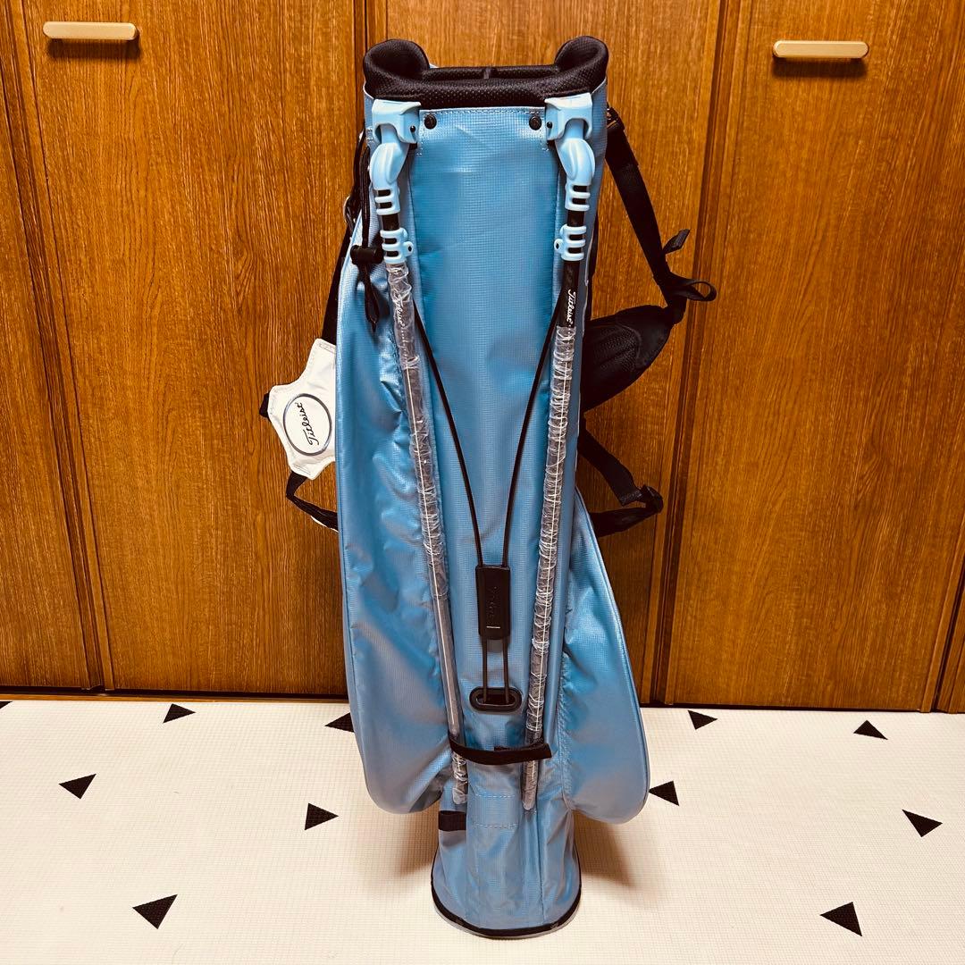 Titleist Players4 軽量キャディバッグ スタンド式 キャップ付き
