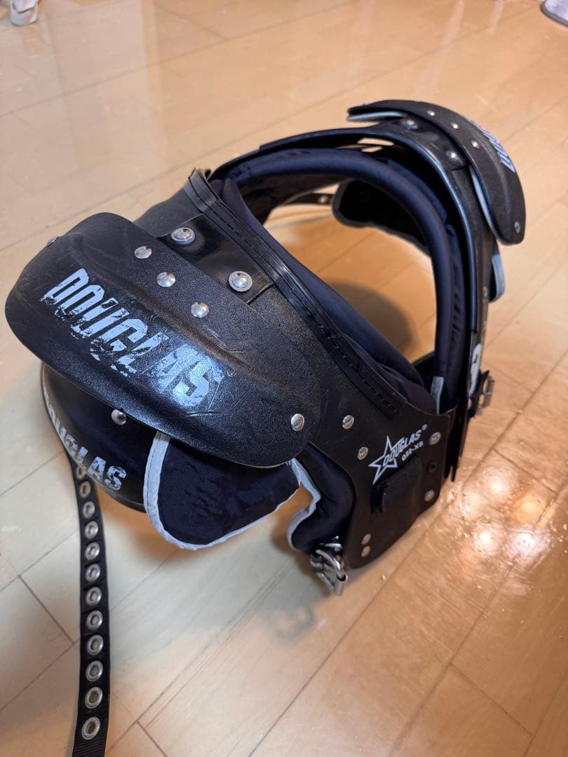 アメフト ダグラス ショルダーパッド Q22 サイズXS (Douglas)