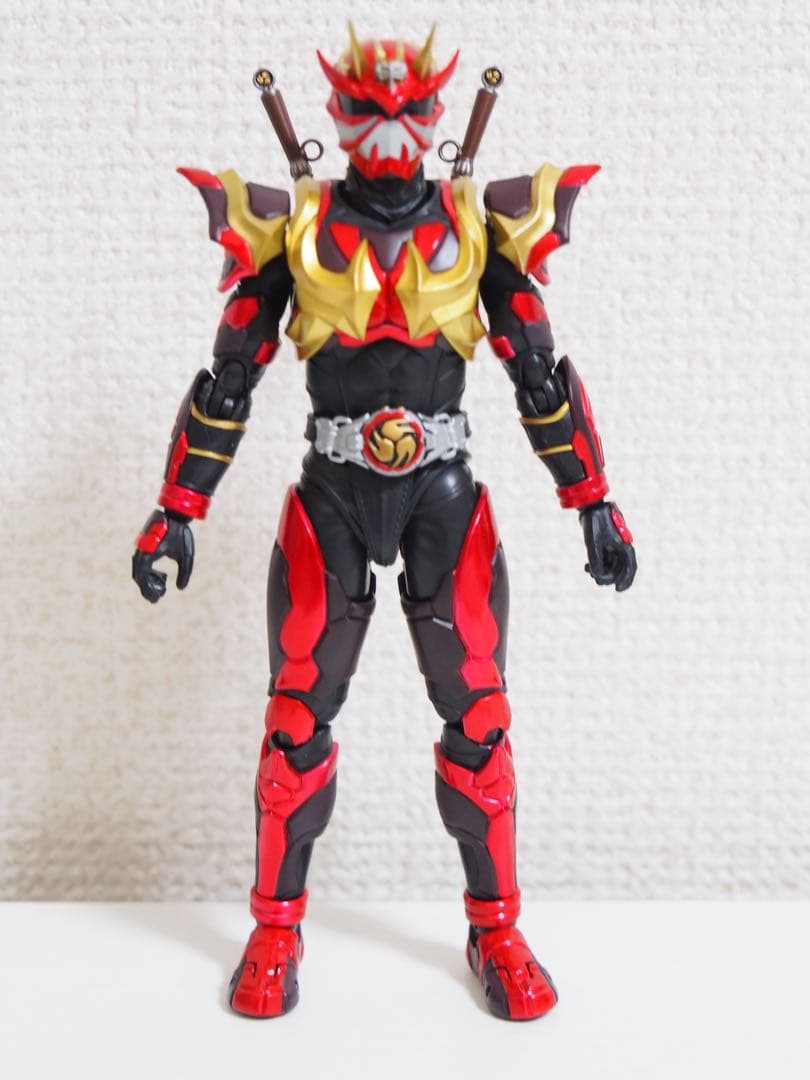 S.H.Figuarts（真骨彫製法）　仮面ライダー装甲響鬼