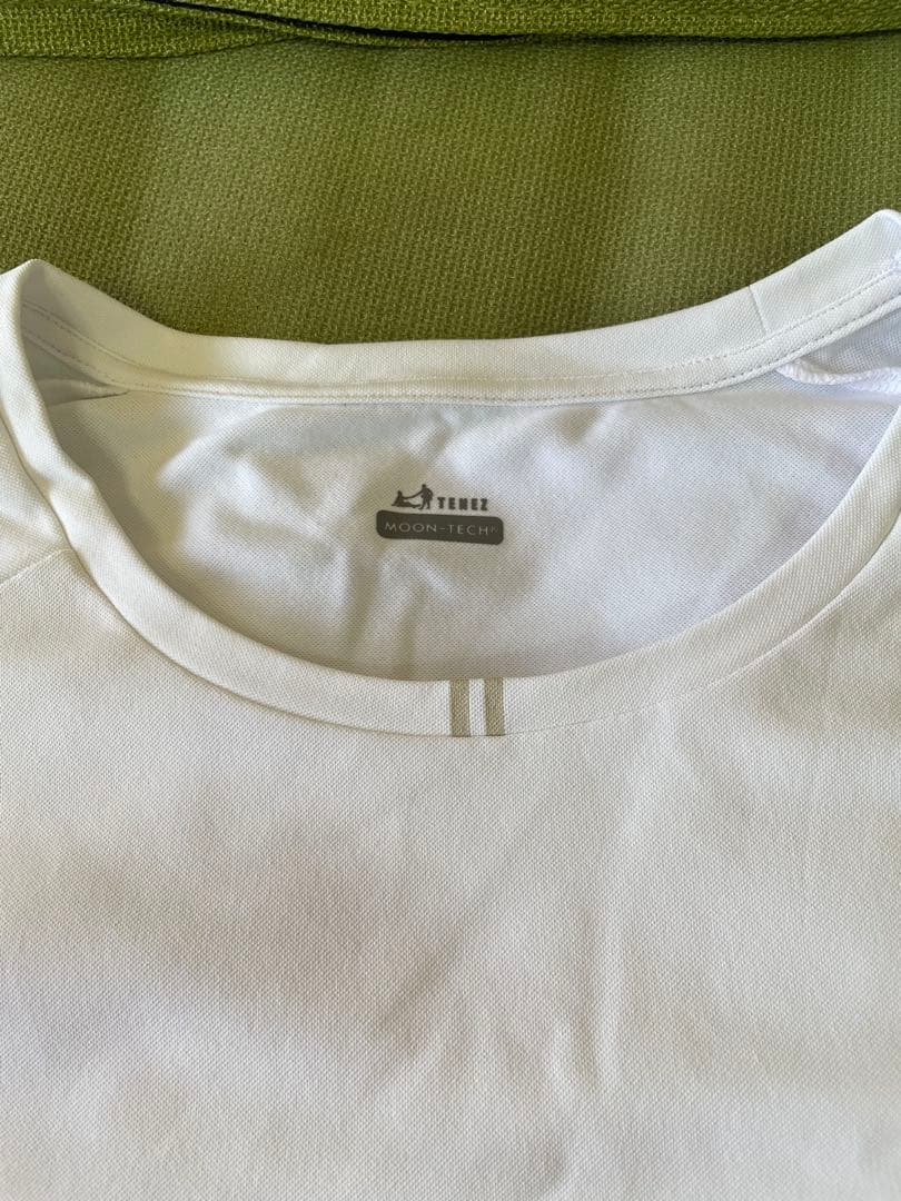 TEHEZ ムーンテック ホワイト Tシャツ