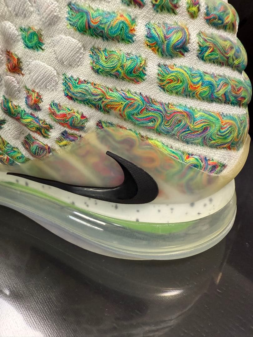 LeBron 18 ホワイト/マルチカラー シューズ