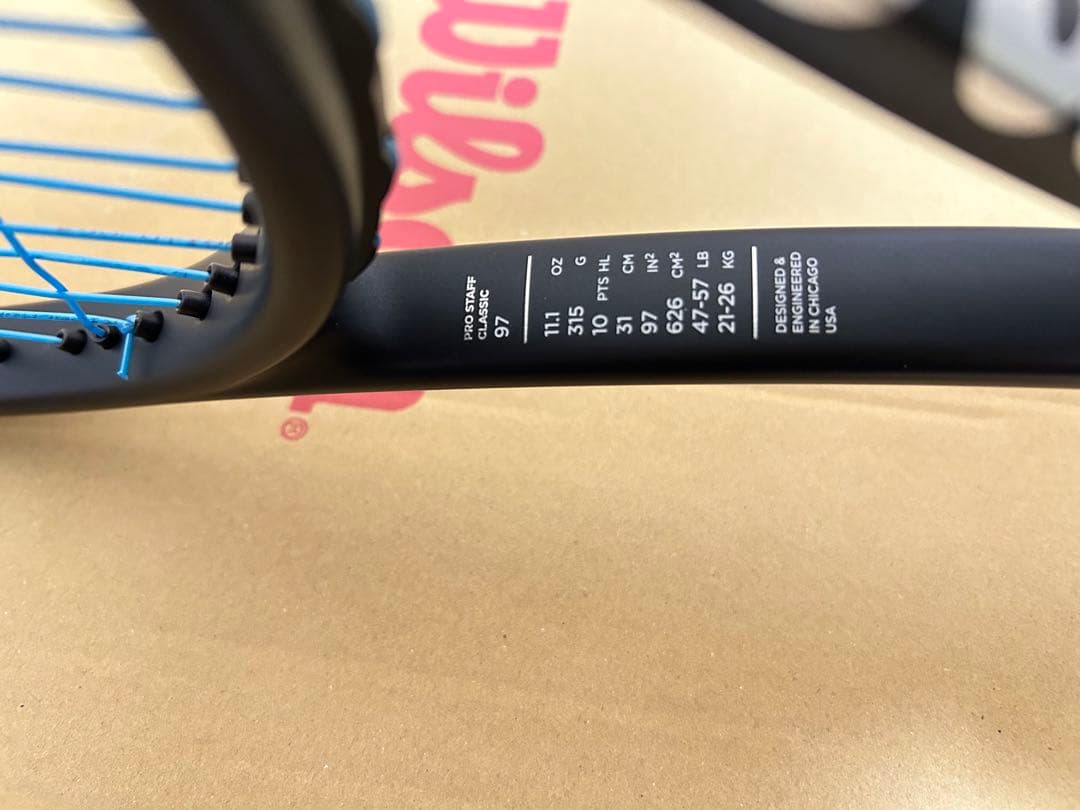 Wilson Pro Staff Classiテニスラケット ケース付き