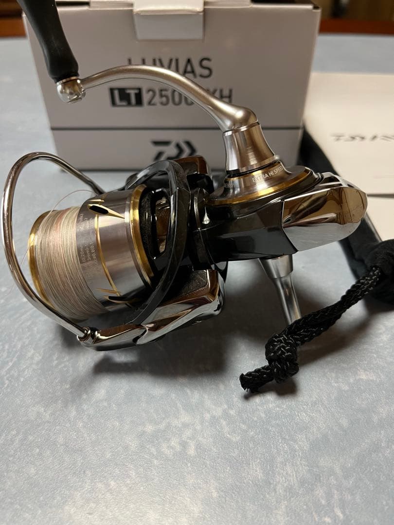 Daiwa LUVIAS LT 2500-XH スピニングリール