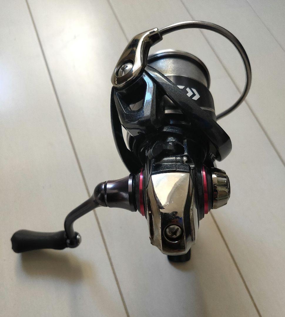 【中古】ダイワリール　20月下美人X LT2000S