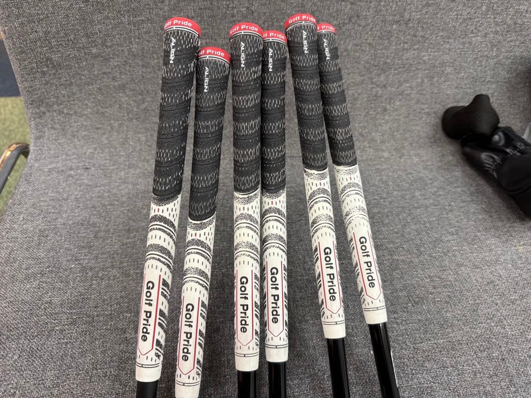 スリクソンZXiシリーズ　ウッドユーティリティセット　6本