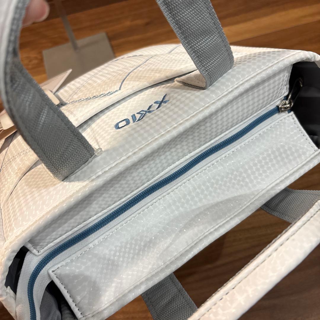 【新品☆タグ付】ゼクシオ XXIO GOLF カートバッグ　ラウンドバッグ