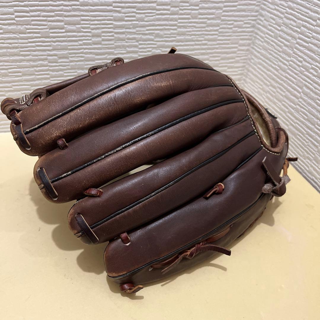 硬式用グローブ　ウィルソン　Wilson