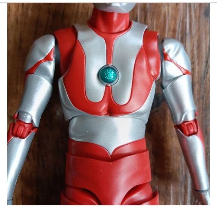 極美品 真骨彫製法 ウルトラマン【職人検品・微細な塗装ムラあり】