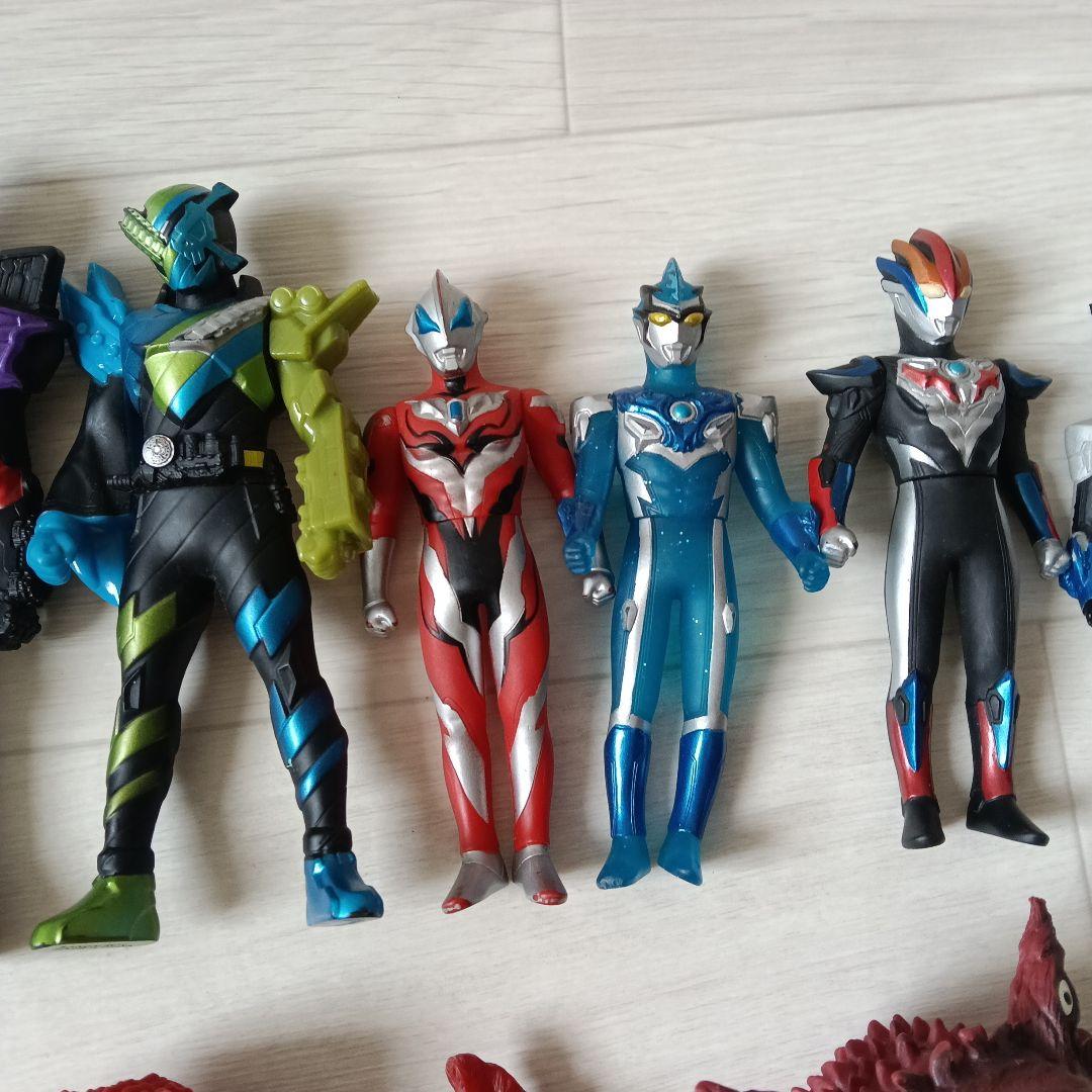 特撮ヒーローおもちゃ どっさり詰め合わせセット ウルトラマン・仮面ライダー他