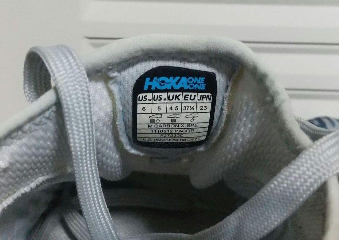 HOKA ONEONE ホカ オネオネ　カーボンX-SPE　23.0cm
