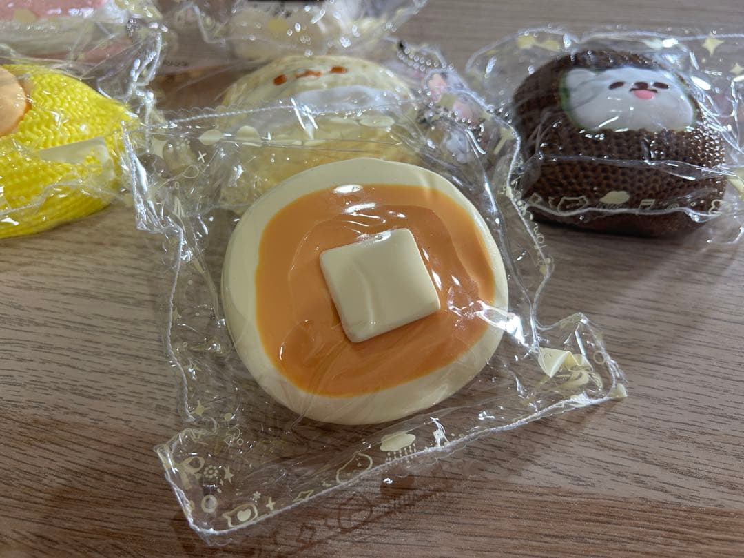 MOMOスクイーズまとめ売り
