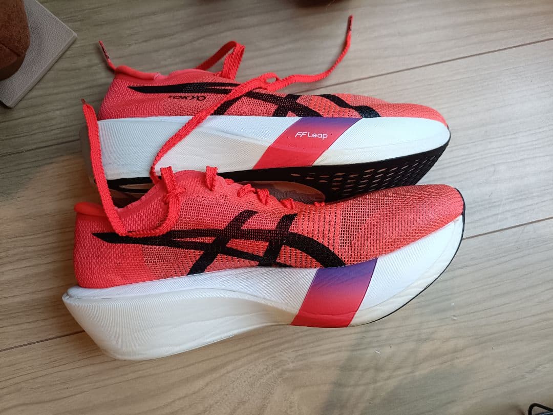 ASICS メタスピードエッジ東京　25.5センチ