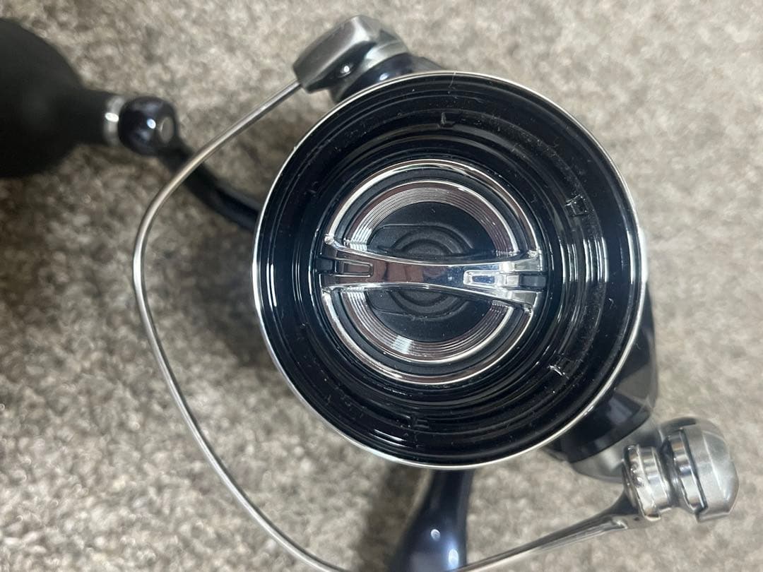 SHIMANO TWIN POWER SW10000PG スピニングリール