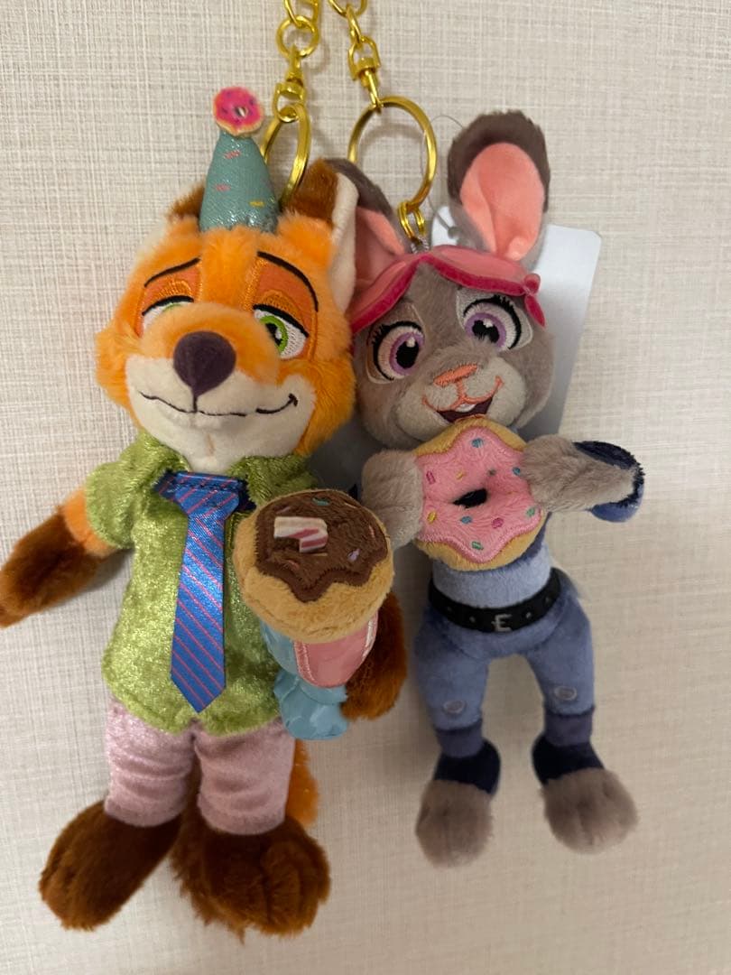 ディズニーストア ズートピアぬいぐるみキーホルダー10周年記念 ニック ジュディ